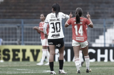 Corinthians busca empate diante do Internacional no Brasileirão Feminino