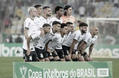 Corinthians e Fluminense decidem segundo finalista da Copa do Brasil