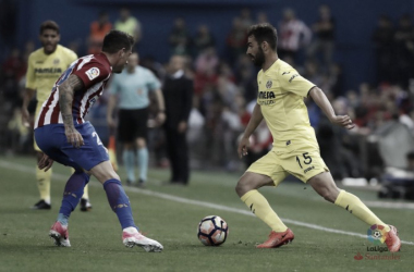 Andone y Adrián López, una delantera con pasado amarillo