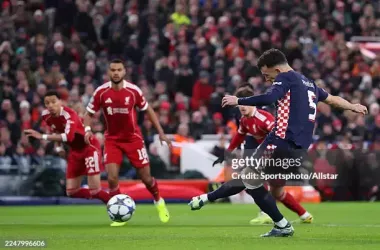 LIVERPOOL, ENGLAND - NOVEMBER 26: Ivan Perisic of PSV Eindhoven scores his team&#x27;s first goal during the UEFA Champions League 2025/26 League Phase MD5 match between Liverpool FC and PSV Eindhoven at Anfield on November 26, 2025 in Liverpool, England. (Photo by Ed Sykes/Sportsphoto/Allstar via Getty Images)