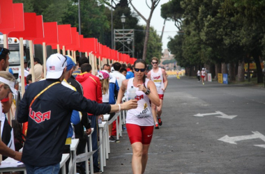 Una mujer entre 66 hombres: Erin Taylor-Talcott hace historia en los 50km marcha