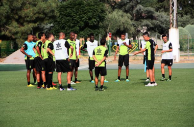 El Granada comienza a preparar el partido de ida de Copa contra el Alcorcón