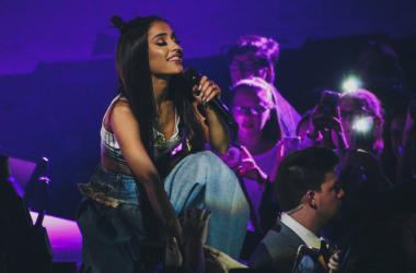 Ariana Grande estrena serie documental en YouTube