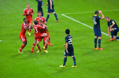El Bayern consigue el pase con sufrimiento ante un gran United