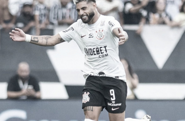 Corinthians vence Portuguesa na Neo Química Arena e sonha com classificação
