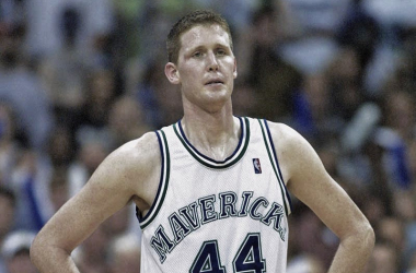 NBA Veteran Shawn Bradley, Paralyzed