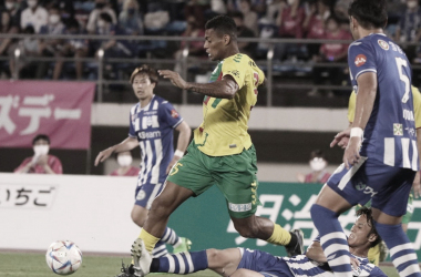 Ricardo Lopes projeta evolução do JEF United na reta final da temporada