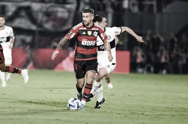 Flamengo joga mal e está eliminado da Libertadores após virada heroica do Olímpia