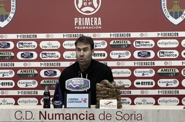 Iñaki Bea, destituido como entrenador del Numancia. Imagen: Numancia.