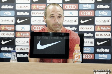 Andrés Iniesta: &quot;Debemos ir paso a paso&quot;