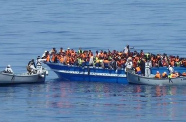 Al menos 25 muertos en un naufragio en las costas de Libia