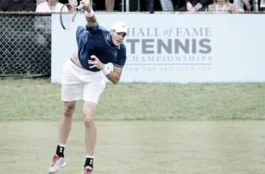 Isner se despide del Salón de la Fama por la puerta de atrás