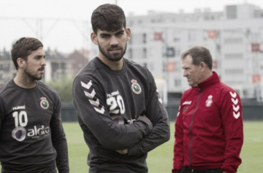 Israel Puerto, duda en la vuelta ante el Rayo Majadahonda