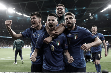 Italia se hace fuerte en los penales y jugará la final