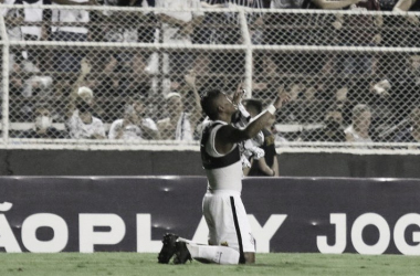 Paulinho marca pela primeira vez após retorno e Corinthians bate Ituano