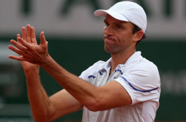 Karlovic sorprende a Dimitrov