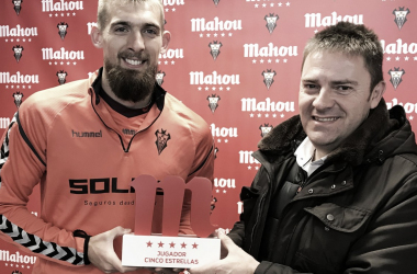 Saveljich se hace con el premio Jugador Cinco Estrellas de febrero