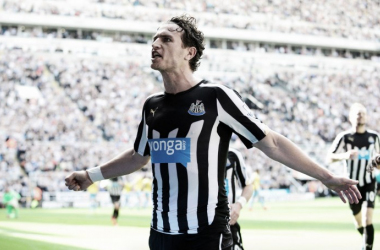 Watford closing in on £7.5 million deal for Newcastle defender Daryl Janmaat