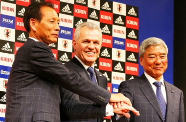 Javier Aguirre dio su primera lista con Japón