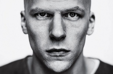 Jesse Eisenberg se declara fan de Zack Snyder