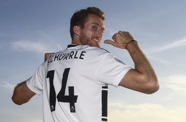 Fulham complete loan deal for winger Andre Schurrle