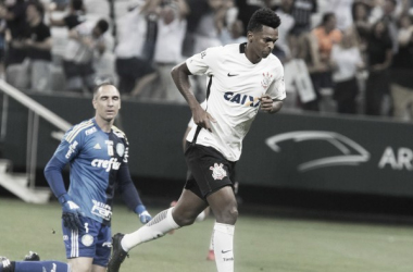Especial Derby: Com um a menos, Corinthians bate o Palmeiras no primeiro derby centenário