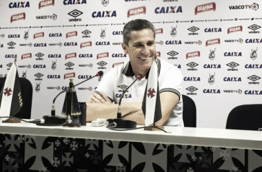Após vitória contra Bragantino, Jorginho declara: "O Vasco não é só o Nenê"
