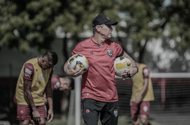 Briga no Z-4 e G-4: Atlético-GO e Corinthians se enfrentam em Goiânia