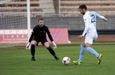 El Racing de Ferrol ata a Joselu