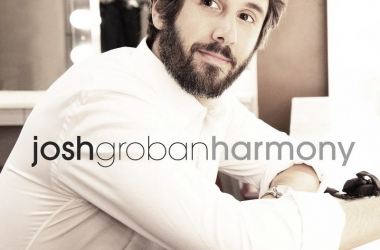 Josh Groban lanza su EP más valiente con "Harmony"