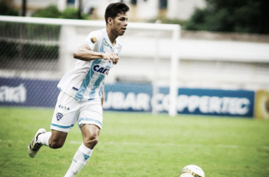 Lateral Matheus Silva comemora chance como titular no Paysandu: "Estou preparado para esse jogo"