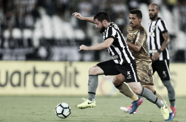 Botafogo recebe embalado Sport em confronto direto por vaga no G-6