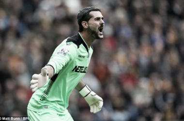 Julian Speroni extends Palace contract deal