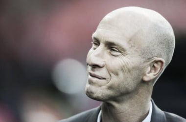 Bob Bradley espera un partido intenso contra los Spurs