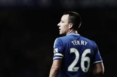 Hiddink believes John Terry deserves contract extension