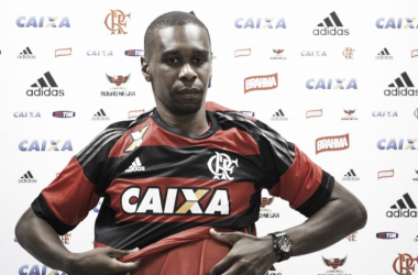 Juan renova contrato e permanece no Flamengo por mais uma temporada