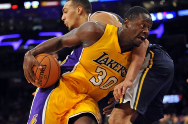 Julius Randle Undergoes Successful Surgery On Leg, Will Miss Entire Season