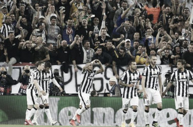 Juventus 1-0 Monaco: Vidal penalty gives Italians the edge after first-leg