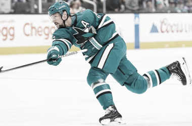 Erik Karlsson a Pittsburgh Penguins en una operación a tres bandas
