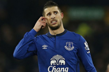 Kevin Mirallas, entre la espada y la pared