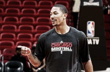 Alegría en Chicago: Derrick Rose vuelve a entrenar