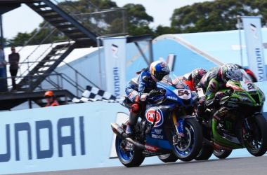 SBK Gara 1 Gp Australia: prima vittoria per Razgatlioglu