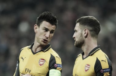 Koscielny: “Vamos a luchar porque somos profesionales y jugamos para el Arsenal”