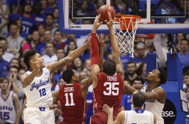 Kansas Blows Big Lead, Regains It Late To Escape Oklahoma&#039;s Wrath In Allen Fieldhouse