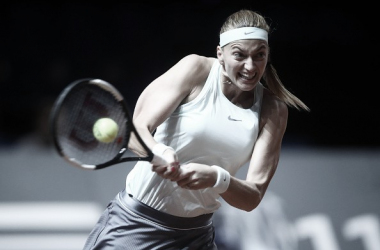 Kvitova se rehace ante Sevatova y se planta en semis de Stuttgart