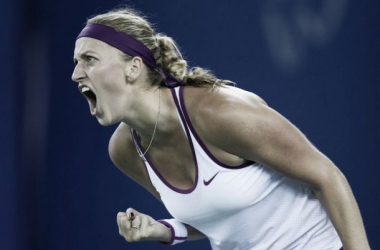 Kvitova saca el billete para Singapur