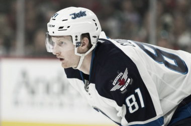 Winnipeg llama a Kyle Connor para sustituir al lesionado Perreault