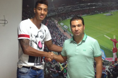 Eddy Silvestre llega cedido al Granada