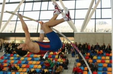 Didac Salas vence en Zagreb con 5,20 metros