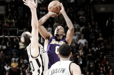 Resumen NBA: Kobe pospone su cita con la historia; Grizzlies, Bulls y Wizards no fallan